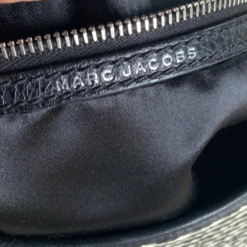 Marc Jacobs Woven Leather Ossie Handbag - Picture 2 of 8
